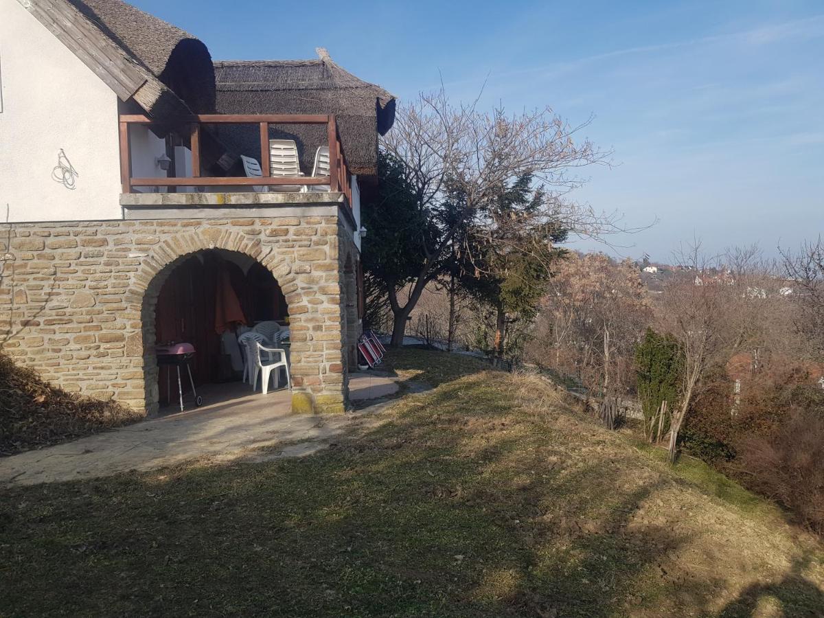Villa Korozsa Vendeghaz ตีฮานี ภายนอก รูปภาพ
