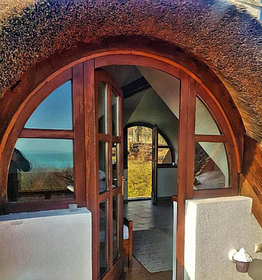 Villa Korozsa Vendeghaz ตีฮานี ภายนอก รูปภาพ